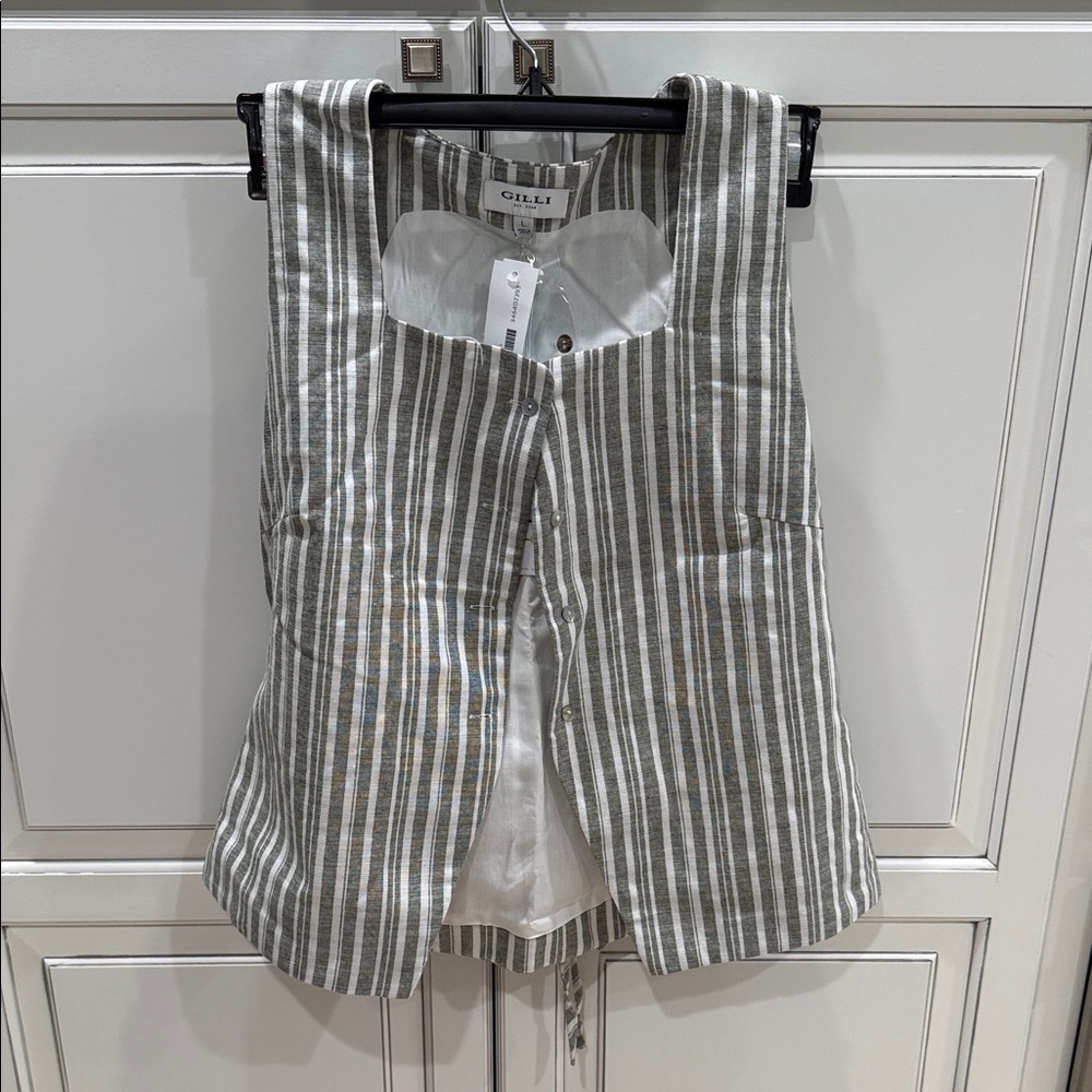 Gilly Striped light green and White Vest
